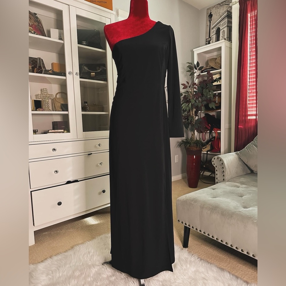 Pre-loved one sleeve long dress